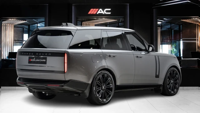 Land Rover Range Rover Image 4