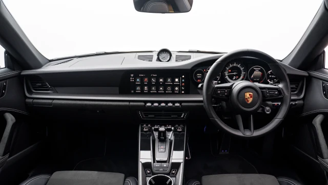 Porsche 911 Image 6