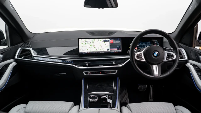 BMW X5 Image 6