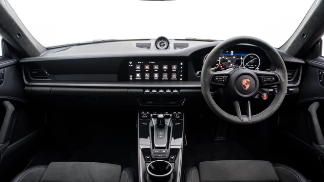 Porsche 911 Image 5
