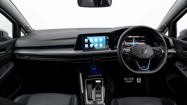 Volkswagen Golf Image 5