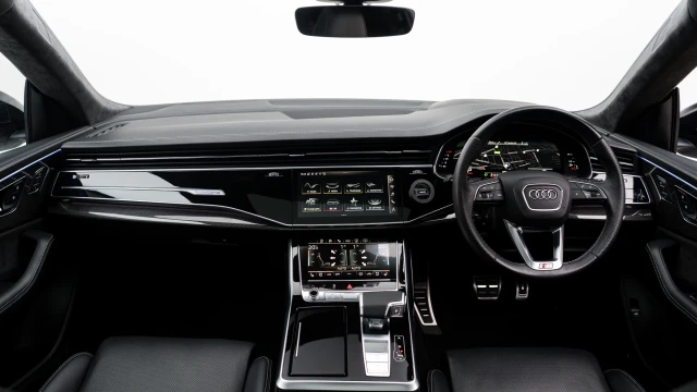 Audi SQ8 Image 5