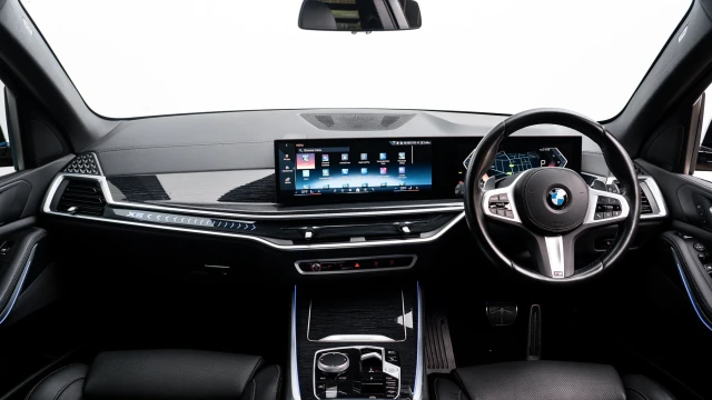 BMW X5 Image 6