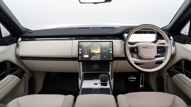 Land Rover Range Rover Image 5