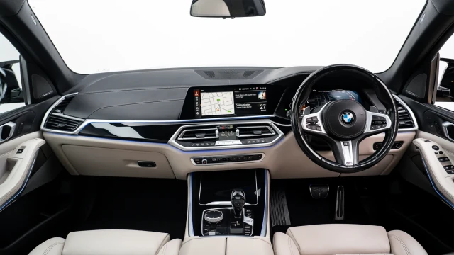 BMW X5 Image 5
