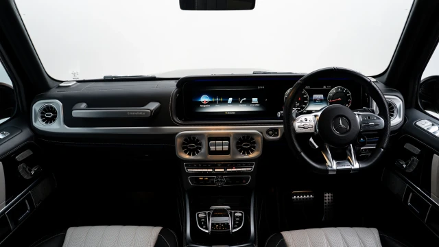 Mercedes-Benz AMG G63 Image 5