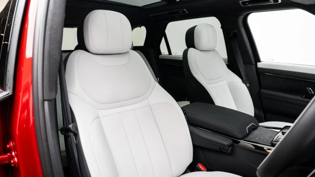 Land Rover Range Rover Sport Image 6