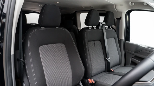 Volkswagen Transporter Image 6