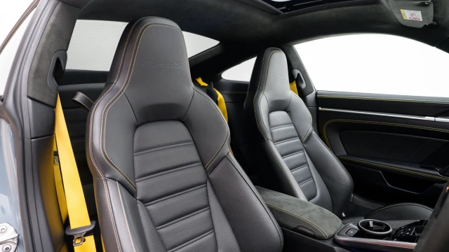 Porsche 911 Image 6