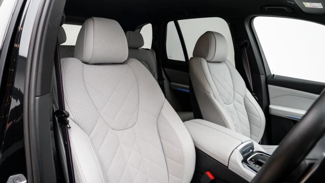 BMW X5 Image 5