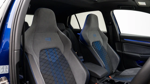 Volkswagen Golf Image 6