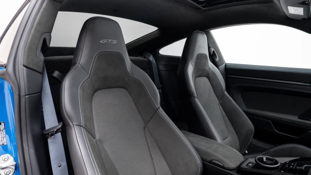 Porsche 911 Image 6