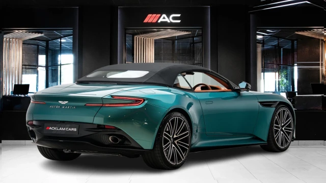 Aston Martin DB12 Image 6