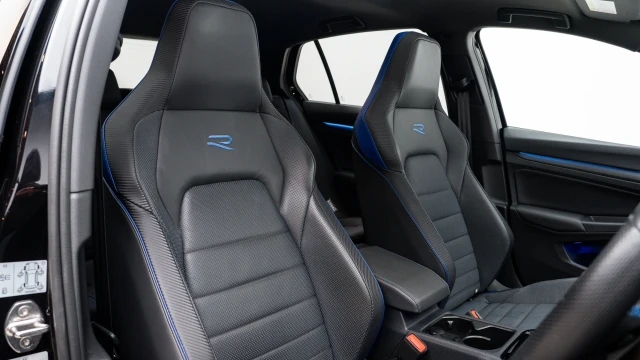 Volkswagen Golf Image 6