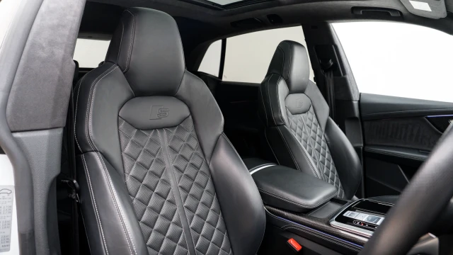 Audi SQ8 Image 6
