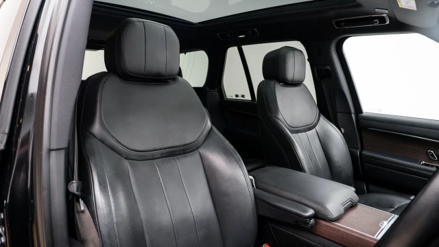 Land Rover Range Rover Image 6