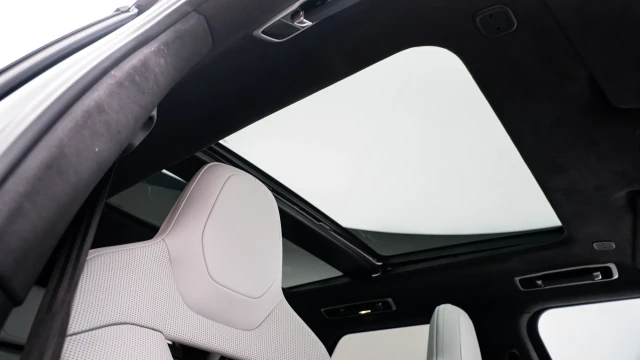 Land Rover Range Rover Sport Image 7