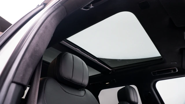 Land Rover Range Rover Sport Image 7