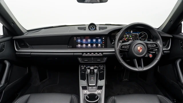 Porsche 911 Image 7