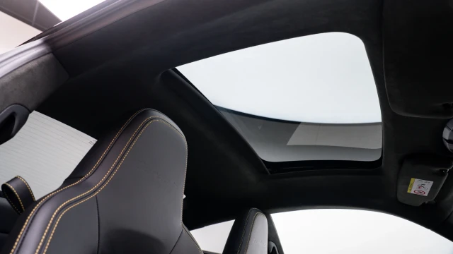 Porsche 911 Image 7