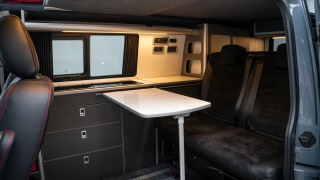 Volkswagen Transporter Image 5