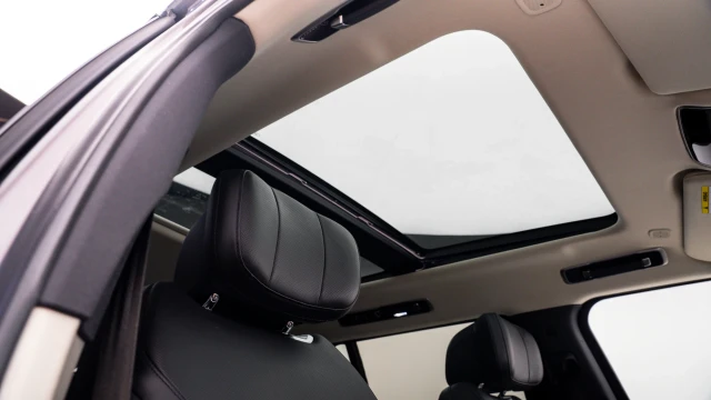 Land Rover Range Rover Image 6