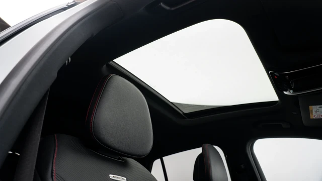 Mercedes-Benz GLC Image 7