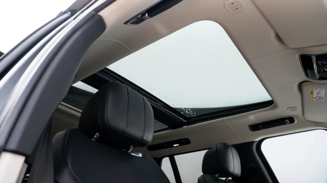 Land Rover Range Rover Image 7