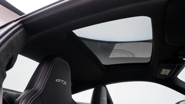Porsche 911 Image 7