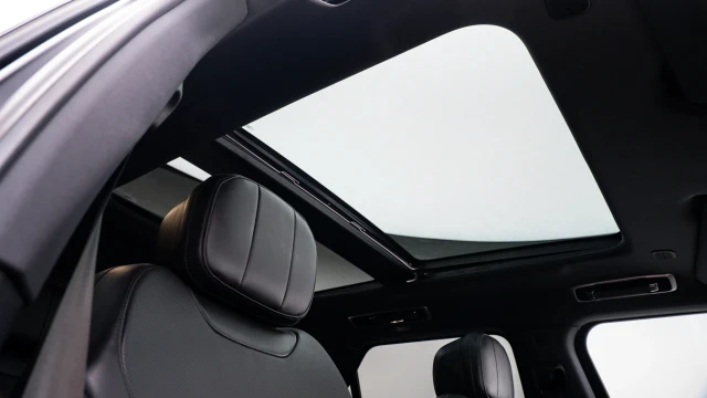 Land Rover Range Rover Sport Image 7