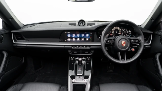 Porsche 911 Image 7