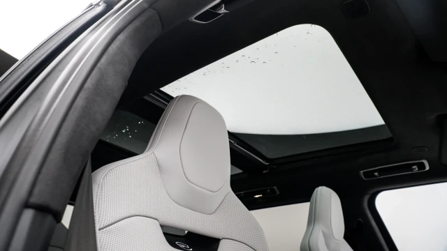 Land Rover Range Rover Sport Image 7