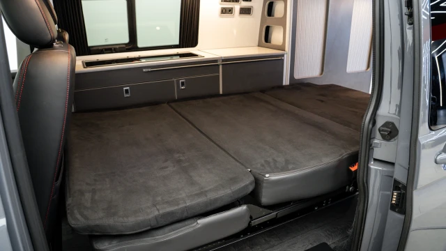 Volkswagen Transporter Image 6