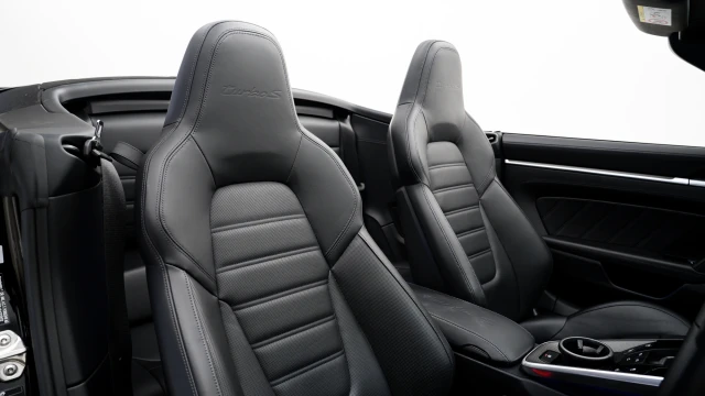 Porsche 911 Image 8
