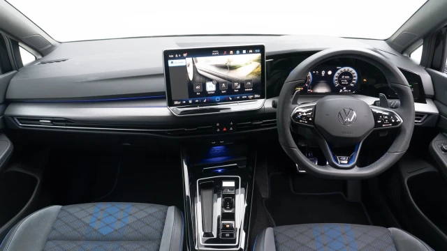 Volkswagen Golf Image 5