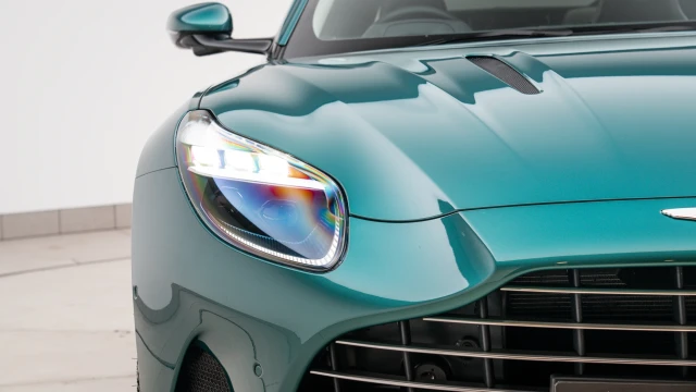 Aston Martin DB12 Image 7