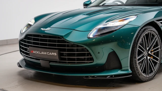 Aston Martin DB12 Image 8