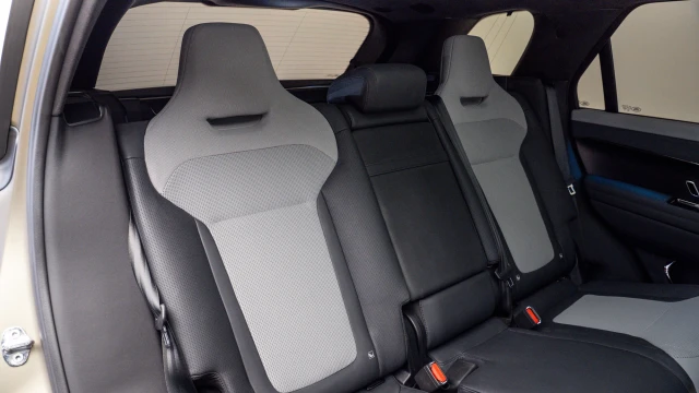 Land Rover Range Rover Sport Image 8