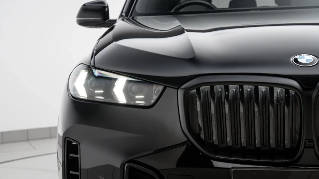 BMW X5 Image 8