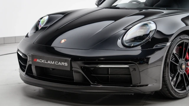 Porsche 911 Image 6
