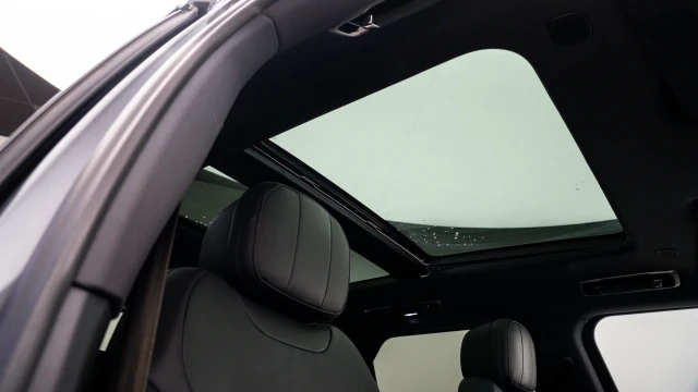 Land Rover Range Rover Sport Image 7