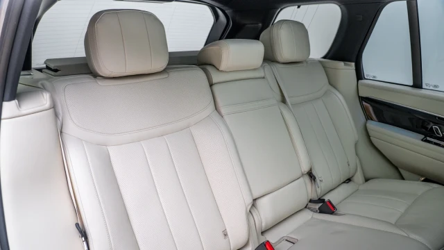 Land Rover Range Rover Image 8