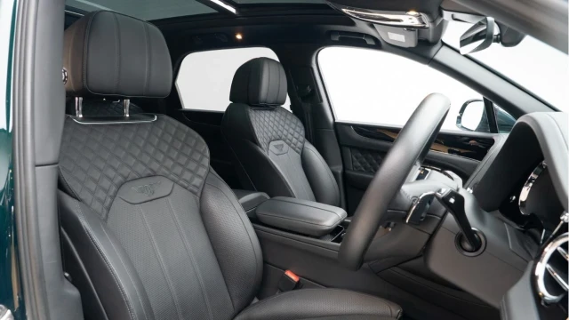 Bentley Bentayga (22 Reg) 4.0 V8 Image 3
