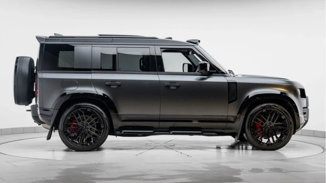 Land Rover Defender (25 Reg) 110 3.0 D350 X-Dynamic SE (Apache) Image 6