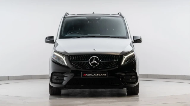 Mercedes-Benz V Class (73 Reg) V300 2.0D AMG Line XL (Senzati Jet Class - Jet Spec) Image 7