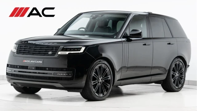 Land Rover Range Rover (74 Reg) 3.0 D300 HSE (Shadow Pack) Image 1