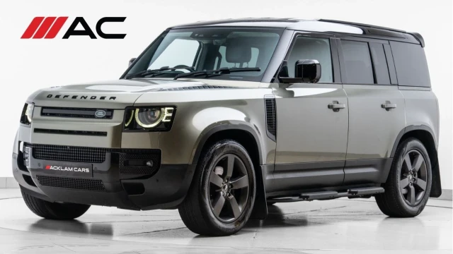 Land Rover Defender (23 Reg) 110 3.0 D250 HSE Hard Top (6 Seat) (+VAT) Image 1