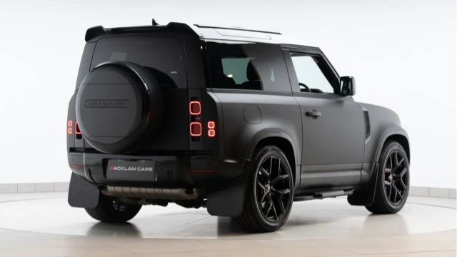 Land Rover Defender (21 Reg) 90 2.0 P300 SE (Bespoke) Image 7