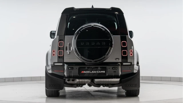 Land Rover Defender (23 Reg) 110 3.0 D300 S (7 Seat) (Bespoke) Image 5