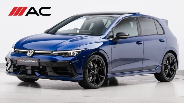 Volkswagen Golf R (74 Reg) 2.0TSI Black Edition 4Motion DSG (Akrapovic) Image 1